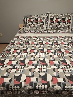 Modern Geometric Quilt Bedspread - Gray, Red, Black With Pillow Cases